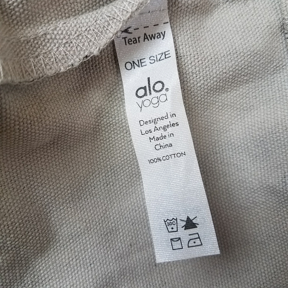 ALO YOGA Large Tote Bag - Picture 8 of 10